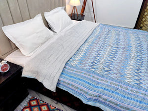 Quilt Vs Blanket: Which One to Buy in Winters? - Guide By The Jaipuri