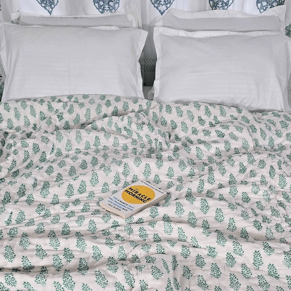 Hand Block Printed Mulmul Cotton All season Quilt - Samina (90X108 Inches)