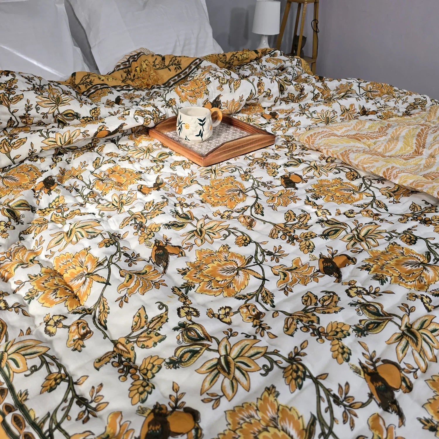 Hand Block Printed Jaipuri Cotton Quilt - Sunehri Gulzar (90X108 Inches)