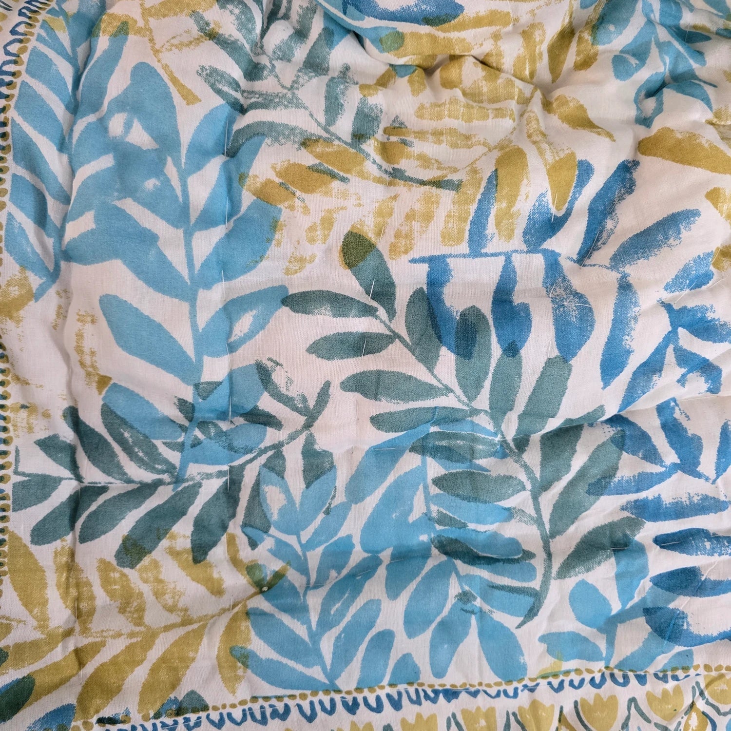 Hand Block Printed Jaipuri Cotton Quilt – Blue & Yellow Leaf (90X108 Inches)
