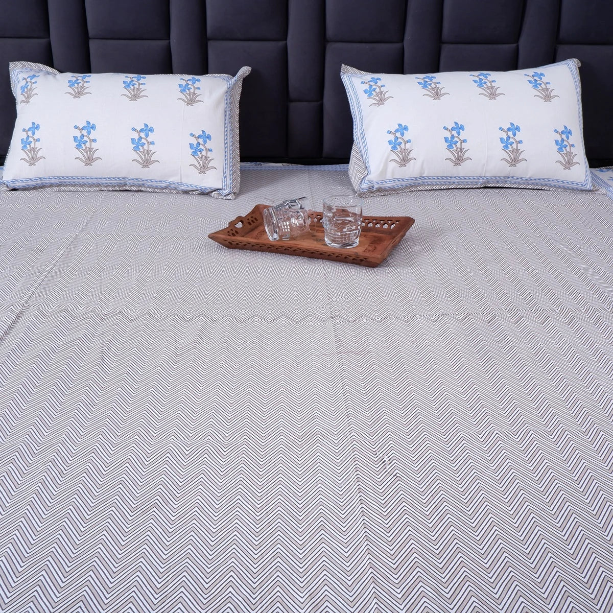 100% Pure Cotton Bed Sheet | Classic Print Design