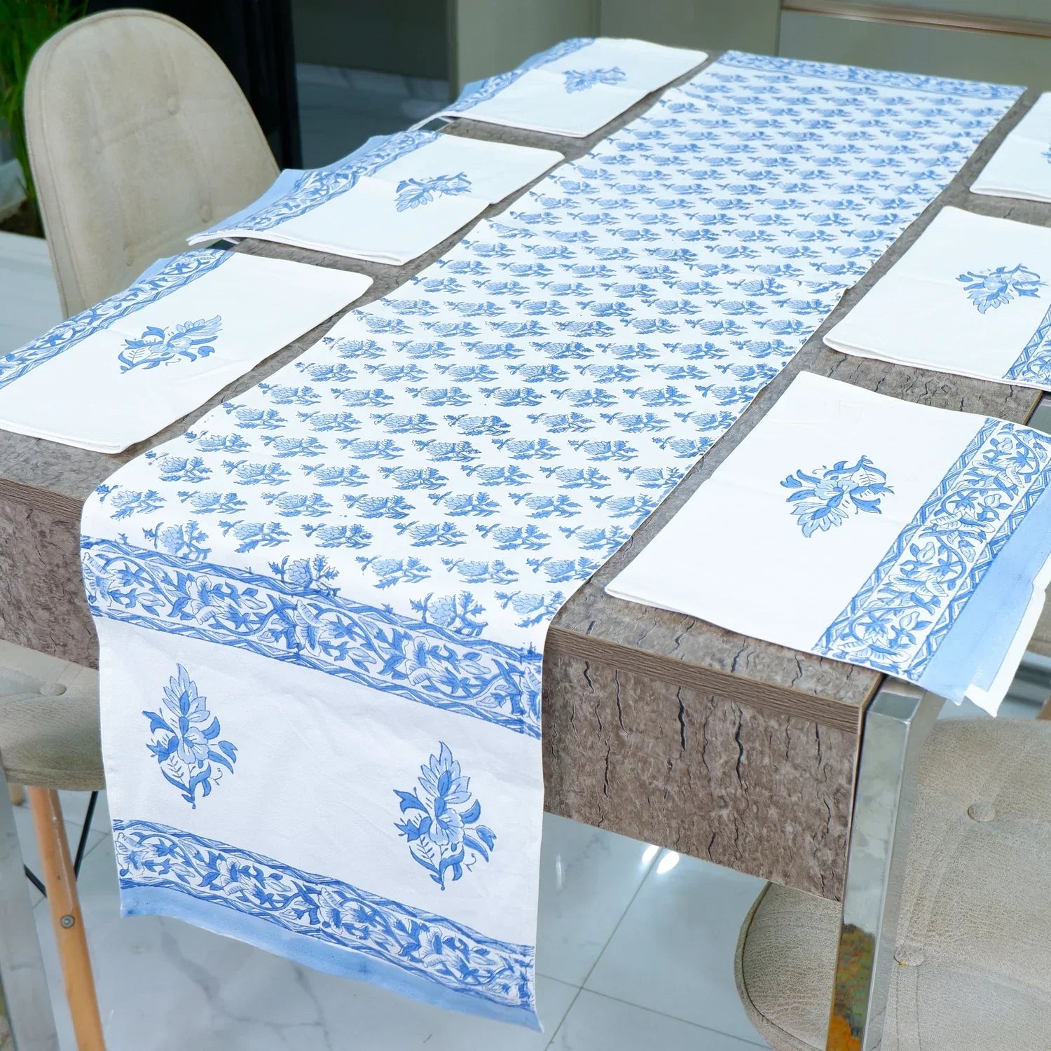 Hand Block Printed Cotton Table Runner - Kumad - Tarvik