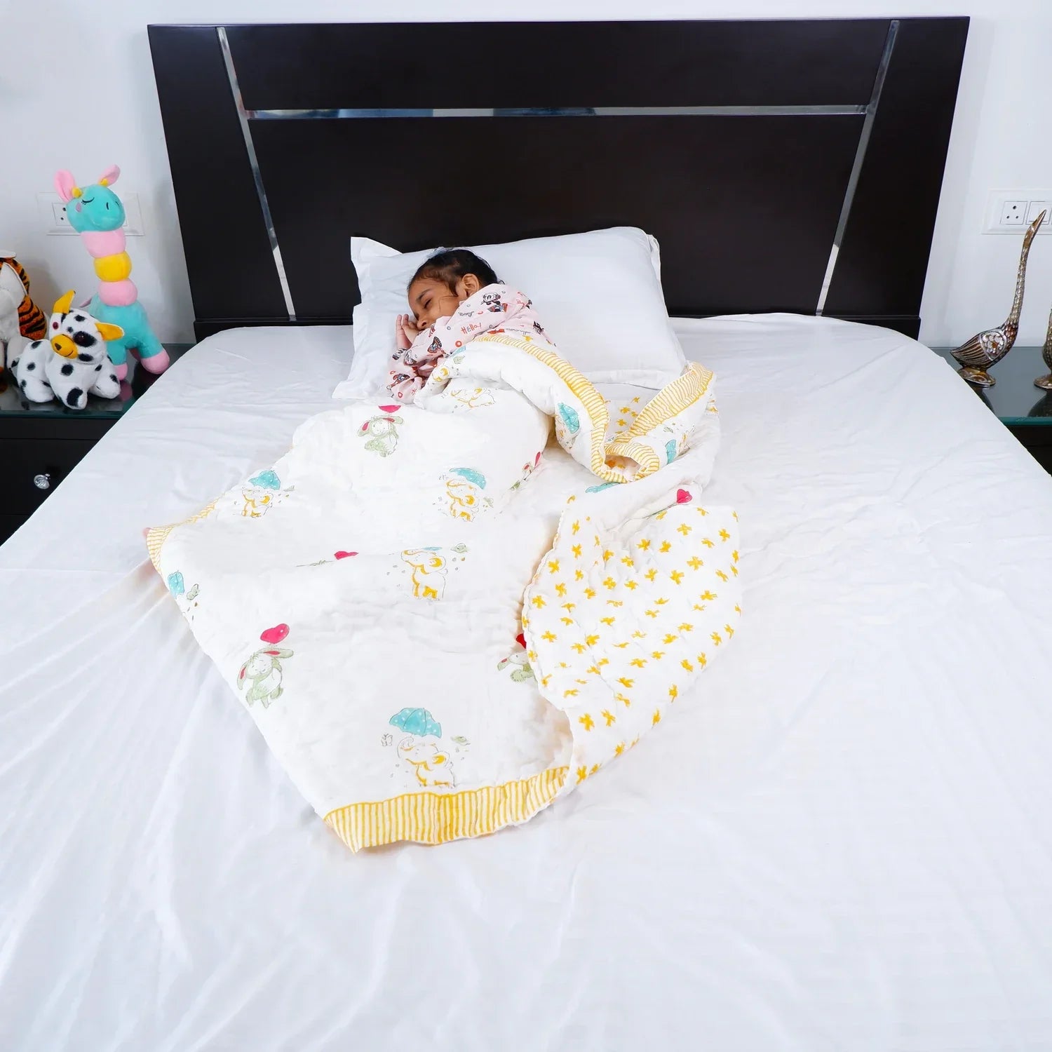 Hand Block Printed Kid's Cotton Quilt - Happyland - Tarvik