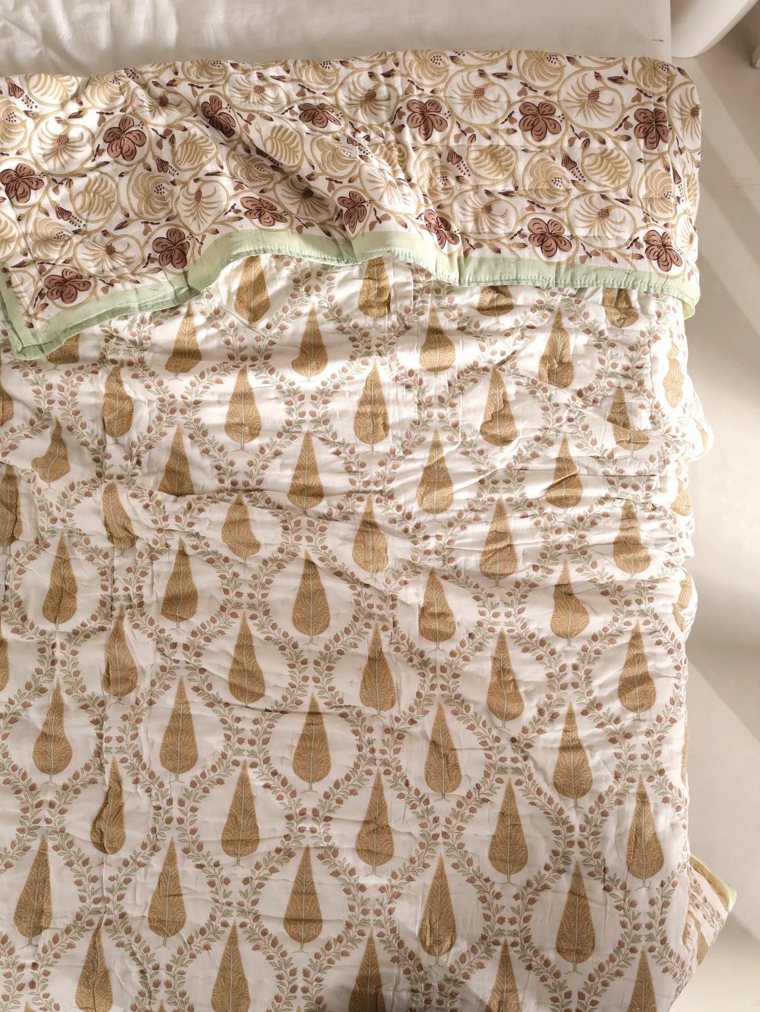 All Season Jaipuri Quilt | 100% Pure Cotton | Block Print | Single Bed - Saanvi