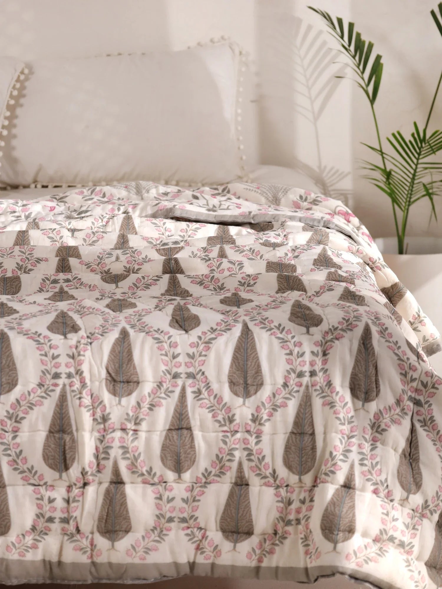 All Season Jaipuri Quilt | 100% Pure Cotton | Block Print | Single Bed - Meera