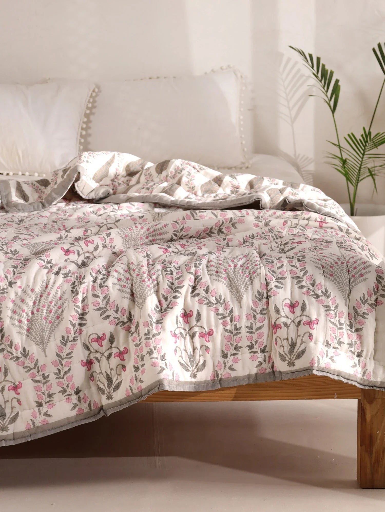 All Season Jaipuri Quilt | 100% Pure Cotton | Block Print | Single Bed - Meera