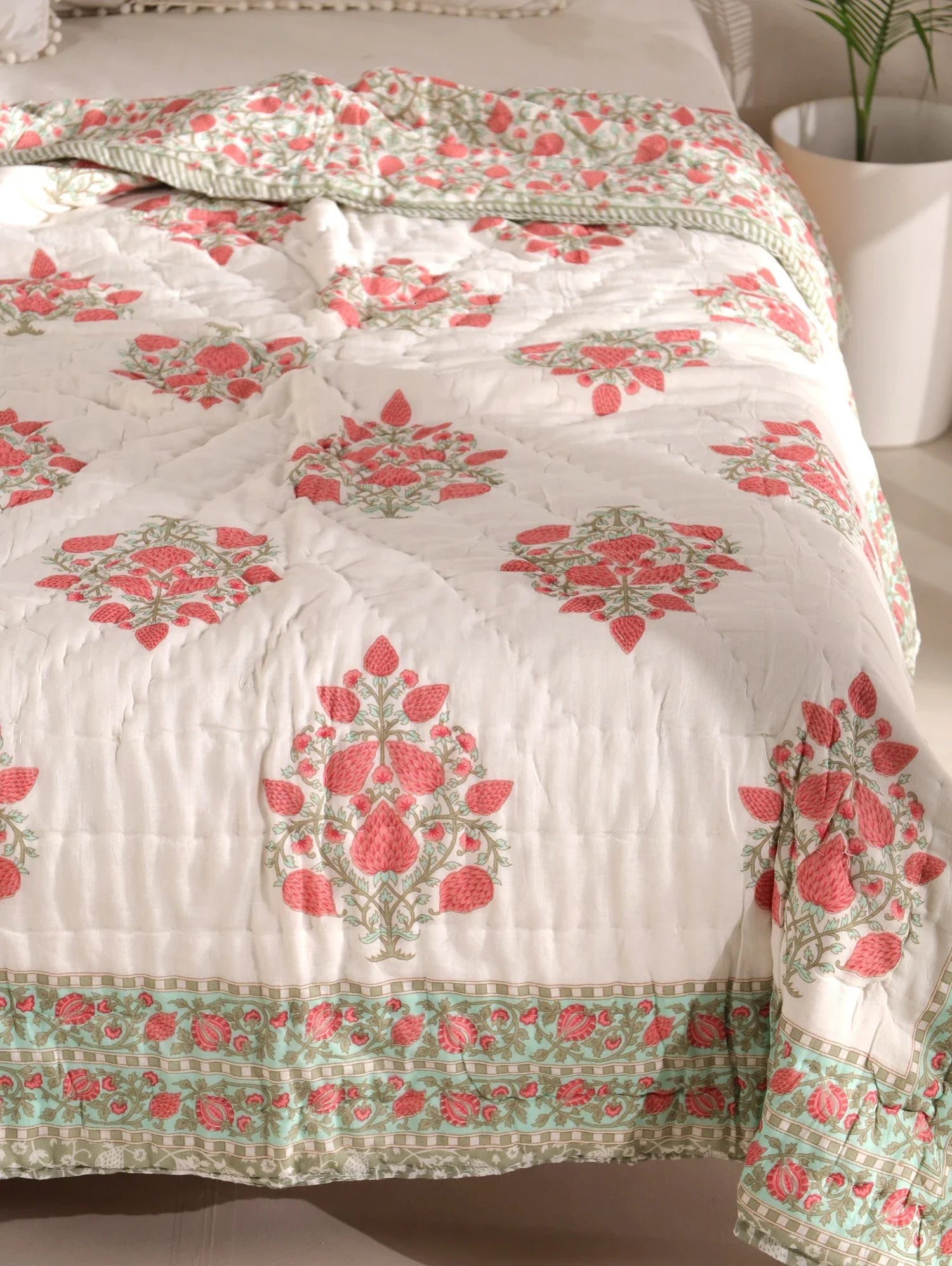 All Season Jaipuri Quilt | 100% Pure Cotton | Block Print | Single Bed - Asta