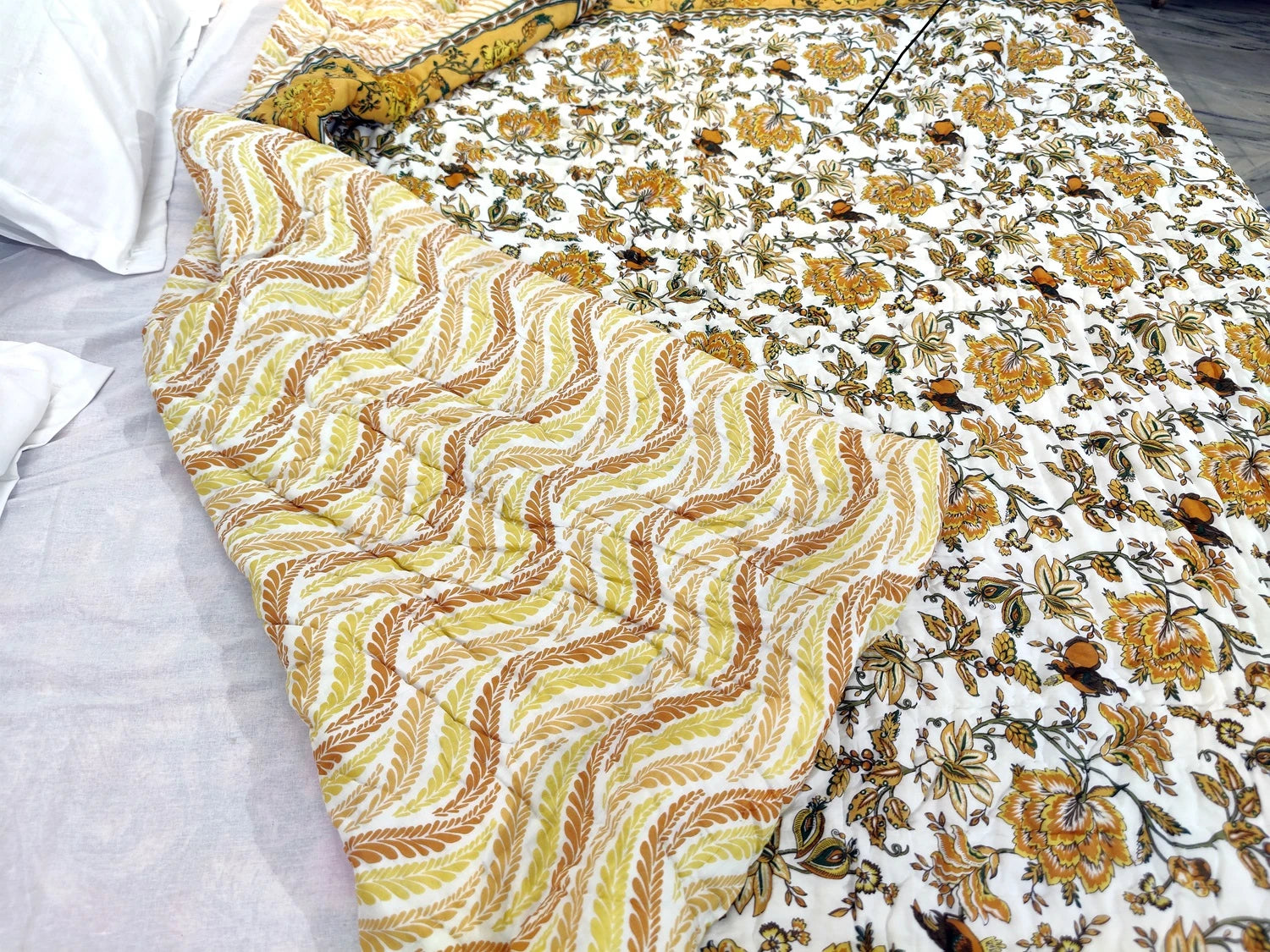 Jaipuri cotton quilt double bed with floral and wave patterns in soft cotton fabric