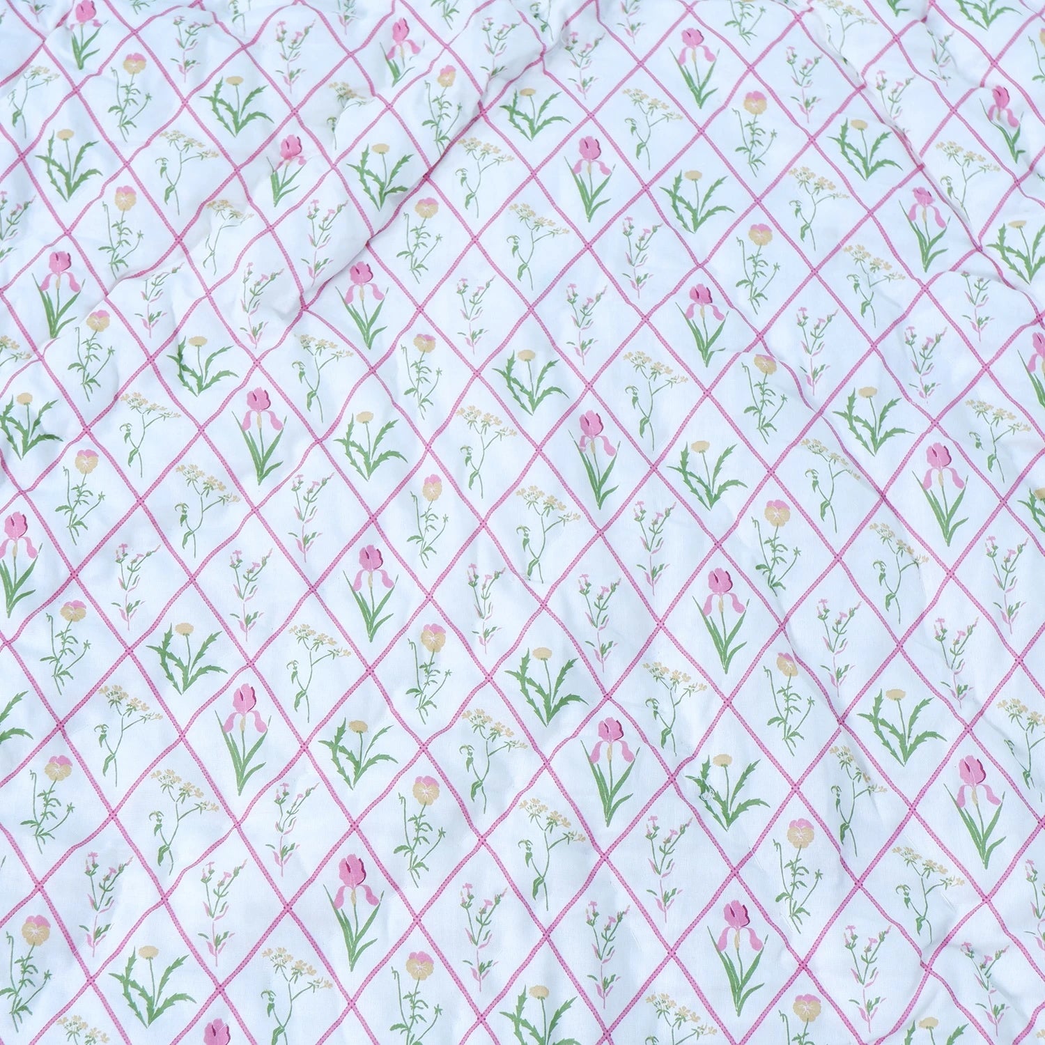 Jaipuri cotton quilts double bed featuring delicate floral patterns in a diamond layout