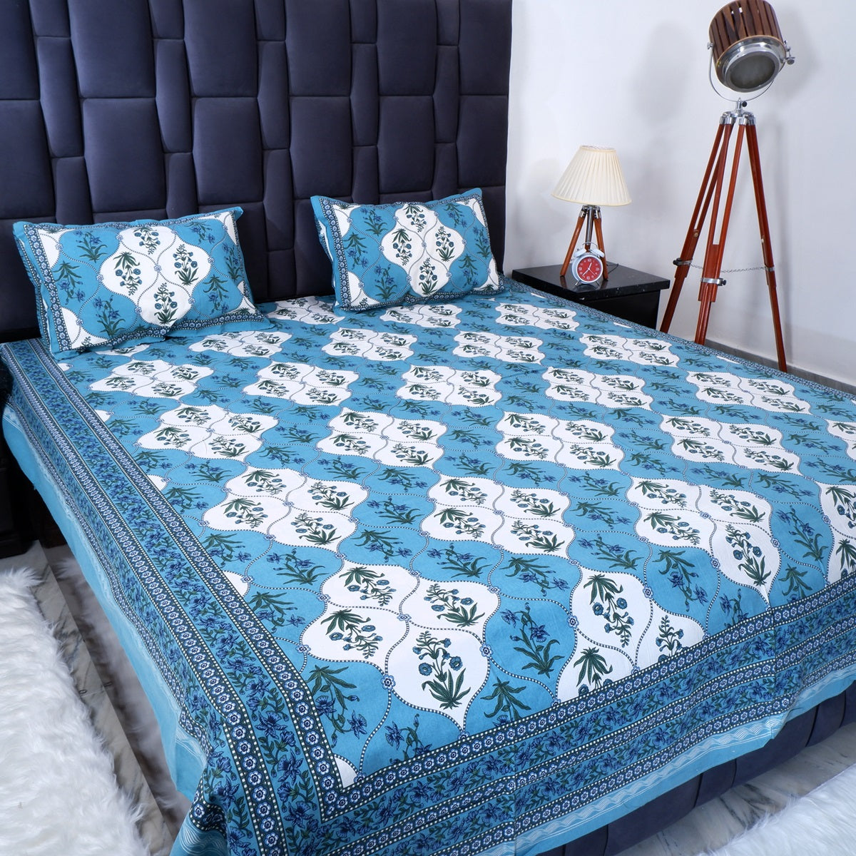Pure cotton bed sheet Jaipur in vibrant blue with floral patterns and matching pillow covers