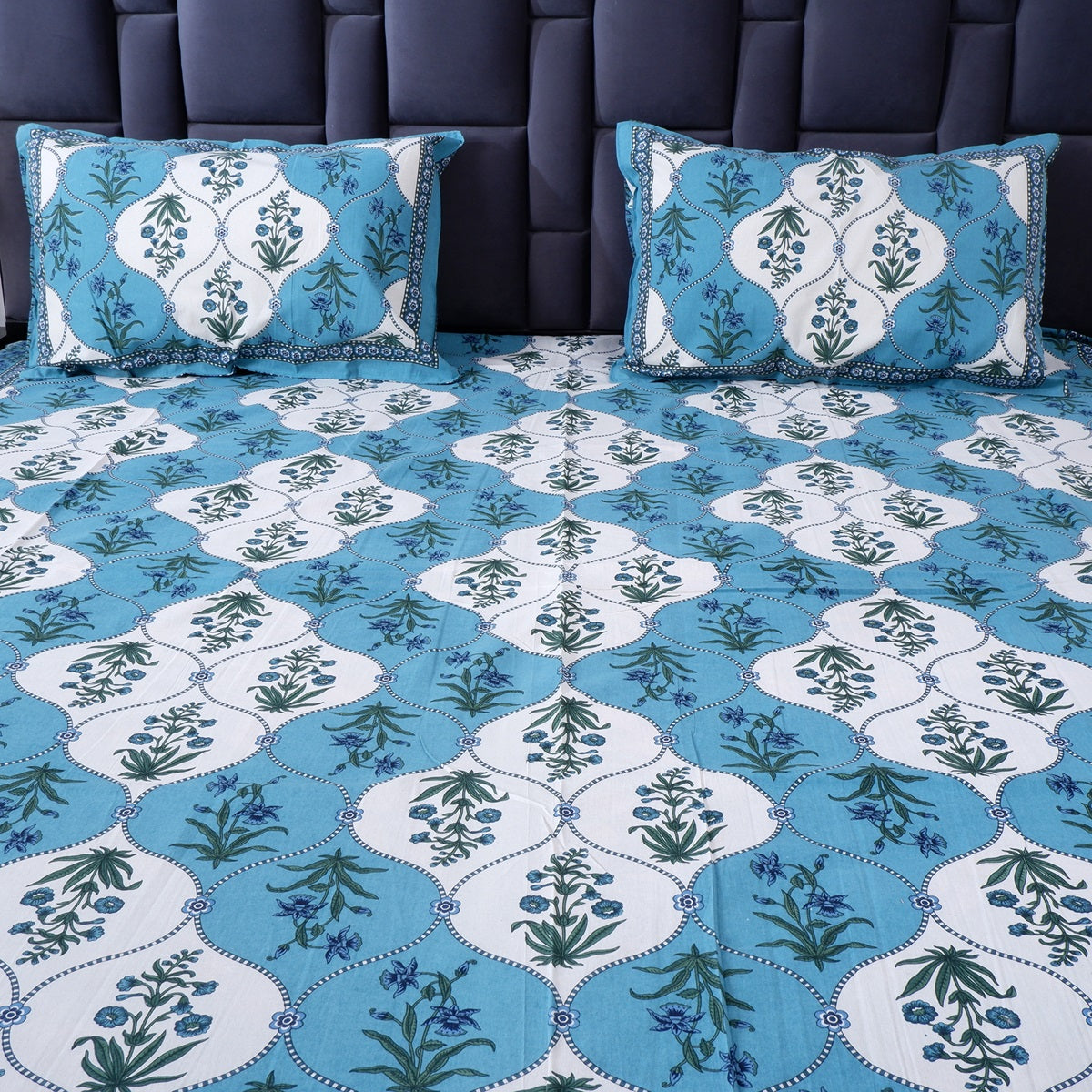 Pure cotton bed sheet Jaipur in blue floral pattern with matching pillows for a stylish bedroom