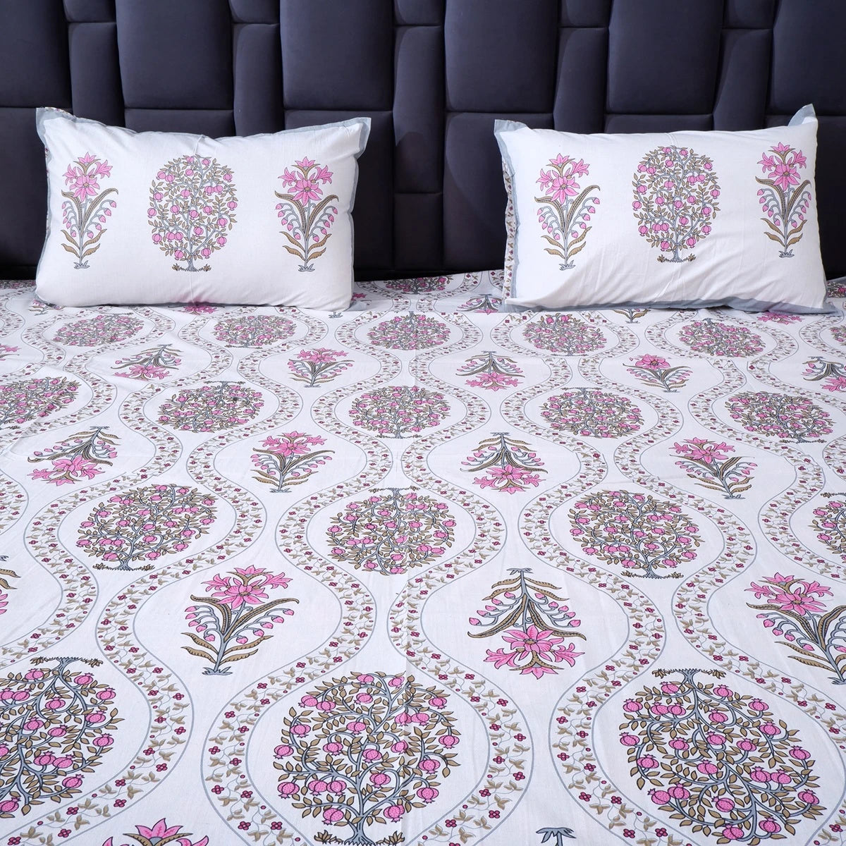 The Jaipuri pure cotton bed sheet online with intricate floral patterns and matching pillow covers